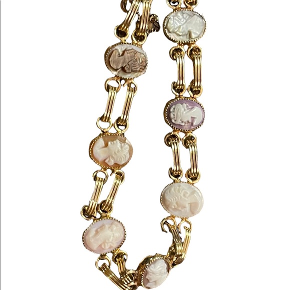Vintage 12k Gold filled multi cameo texture link bracelet - Picture 6 of 9